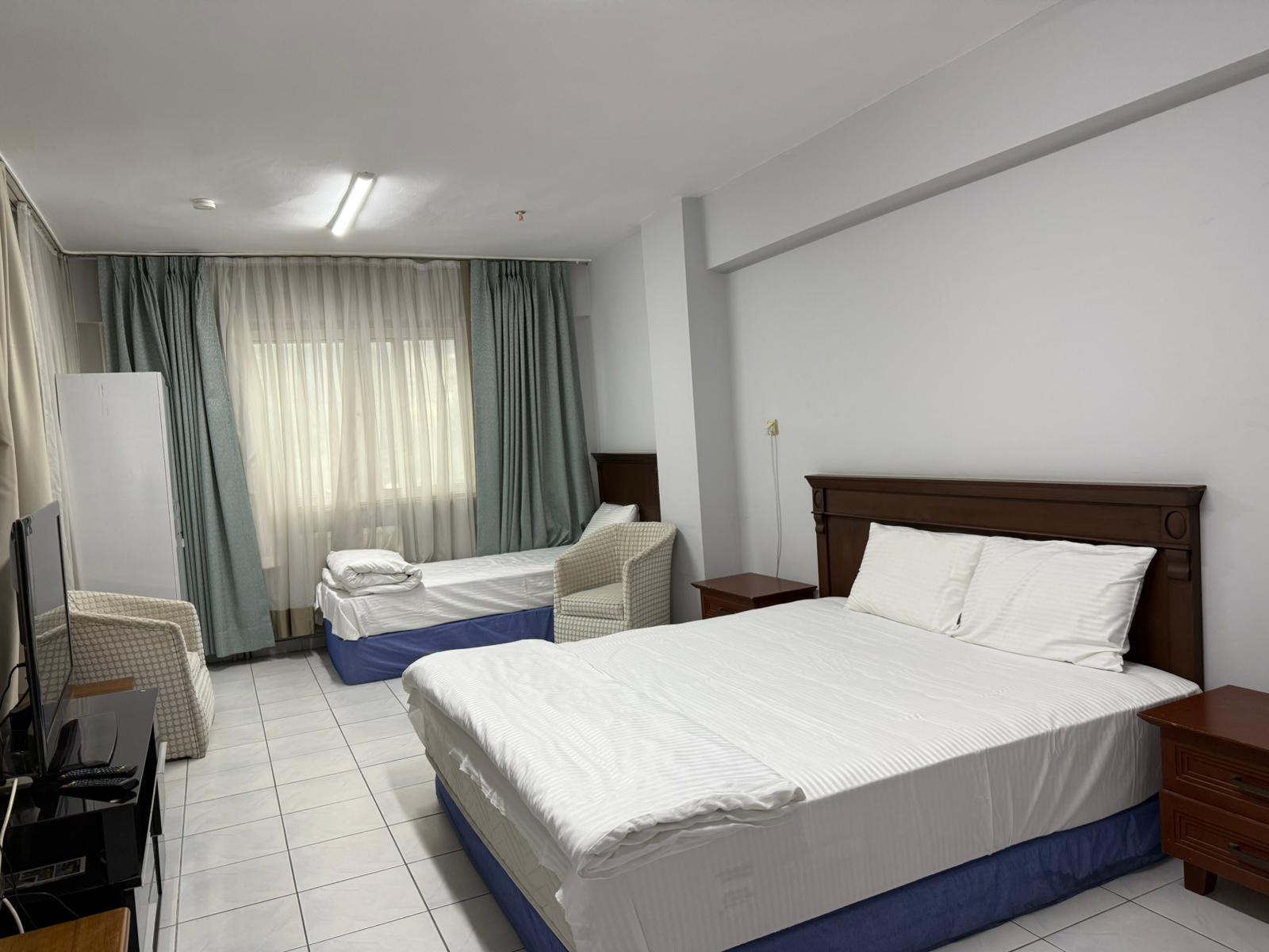 Dilek Otel Odalarında Konfor Detayları: Wi-Fi, Klima, Banyo ve Uyku Kalitesi