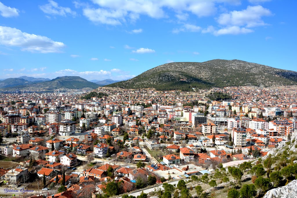 Bucakta Konaklama İçin Yeme-İçme ve Yerel Deneyim Önerileri: Dilek Otelden Pratik Rehber